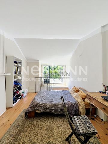 Maison à vendre à Lasalle : 4 pièces, poêle à bois et face à fontaine inclus !