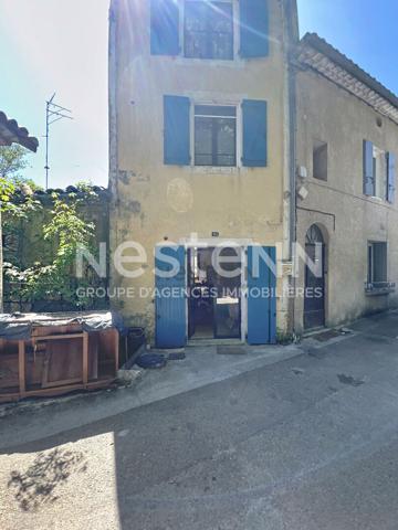 Maison à vendre à Lasalle : 4 pièces, poêle à bois et face à fontaine inclus !