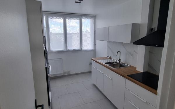 Appartement à vendre    3 pièces •  Le Plessis-Trévise