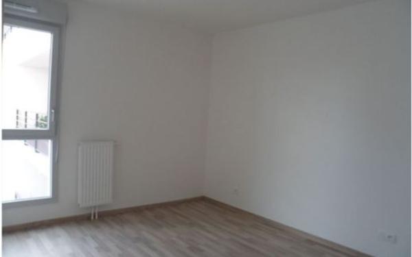 Appartement à louer    3 pièces •  Tours