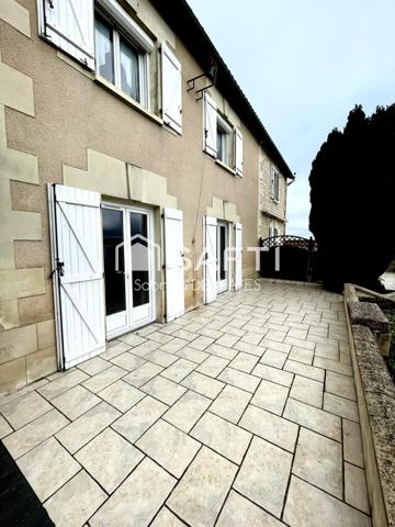 BELLE PROPRIETE - 6 CHAMBRES - NOMBREUSES DÉPENDANCES