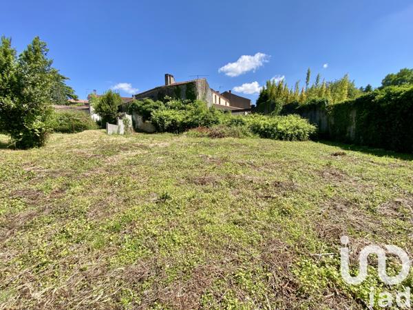 Maison à vendre 4 pièces 140 m² Mervent