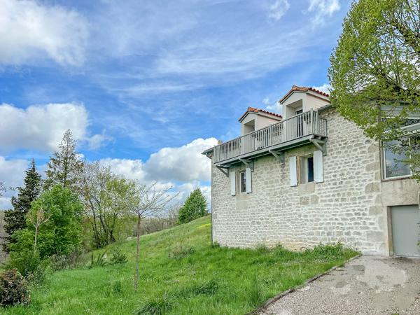 Maison à vendre à Montcuq-en-Quercy-Blanc (46800) - Lot