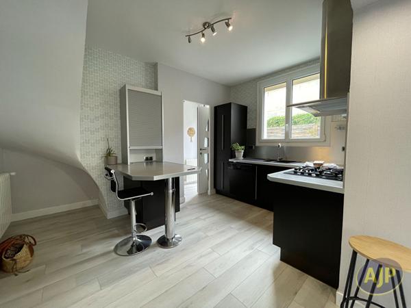 Vente maison Saintes : 248 500 € - AJP Immobilier Saintes