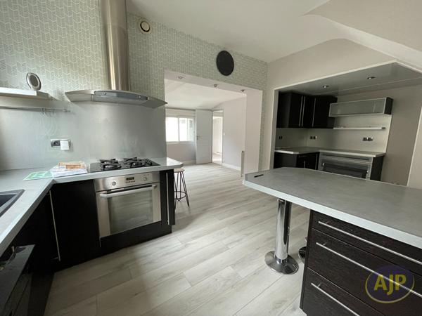 Vente maison Saintes : 248 500 € - AJP Immobilier Saintes