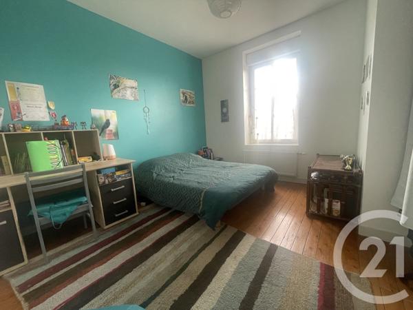Maison à vendre  4 pièces - 84,21 m 2   PARTHENAY  - 79