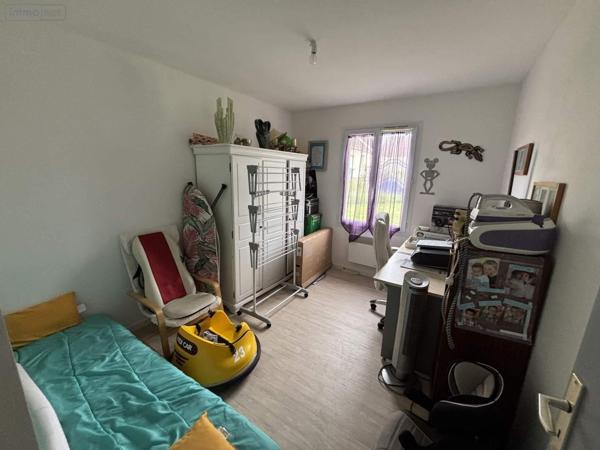 Maison à vendre à Saint-Calais dans la Sarthe (72120), ref : 101/1944