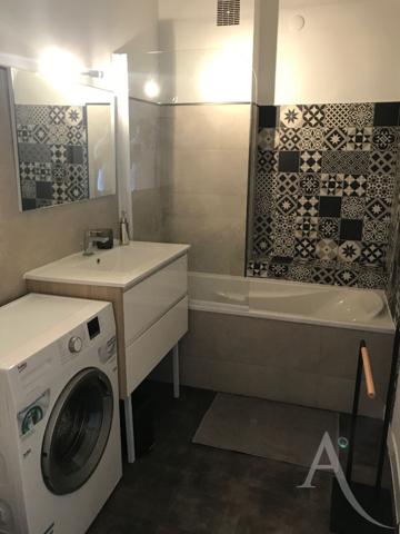 Appartement T1bis meublé avec balcon - Châteauroux