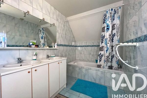 Maison à vendre 7 pièces 168 m² Sainte-Gemme-Moronval