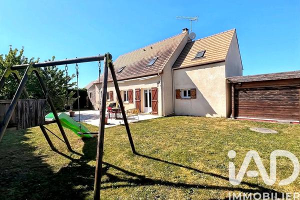 Maison à vendre 7 pièces 168 m² Sainte-Gemme-Moronval