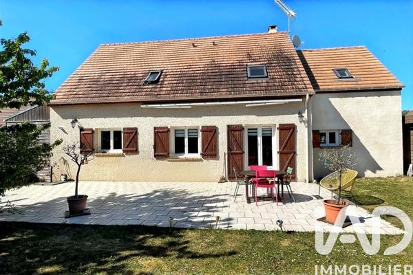 Maison à vendre 7 pièces 168 m² Sainte-Gemme-Moronval