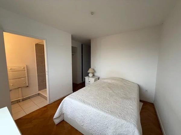 Location Appartement 5 pièces 85 m2 à Combs-la-Ville