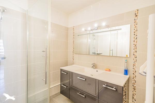 Appartement à vendre |  Bordeaux |  3 pièces | 66 m²