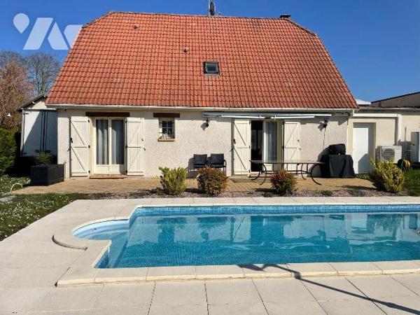 Maison à Vendre à Muizon (51140) d'une superficie habitable de 179 m² sur un terrain de 670 m² ...