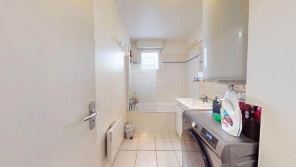 Appartement F2 43m2 - dernier étage - terrasse de 20m2