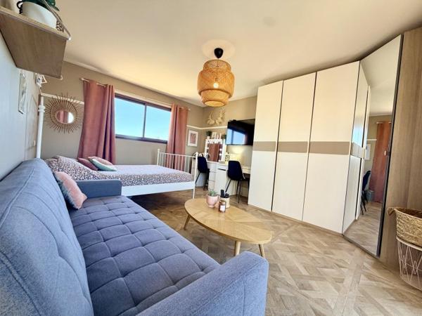 Vente / Maison d'architecte à Sauvian (34410)