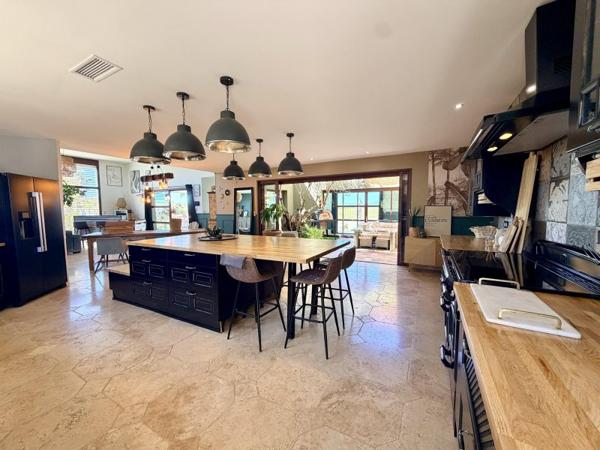 Vente / Maison d'architecte à Sauvian (34410)