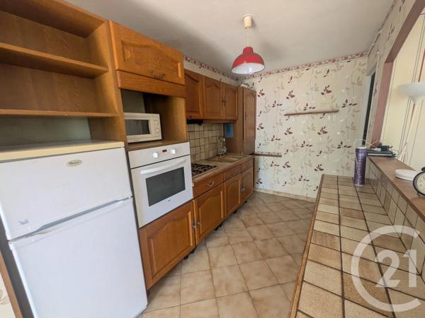 Appartement T3 à vendre  3 pièces - 64,84 m 2   TOULON  - 83