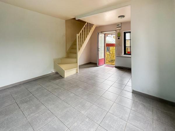 Maison à CHAMPAGNE, 72470 - 3 pièces 62m²