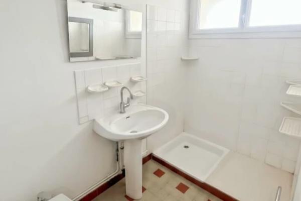 Locaux/Biens immobiliers - 152m² - Saint Nazaire