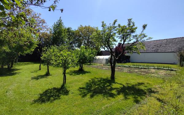 Terrain à vendre    Landivisiau