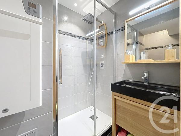 Appartement T3 à vendre  3 pièces - 44,14 m 2   ST GERVAIS LES BAINS  - 74