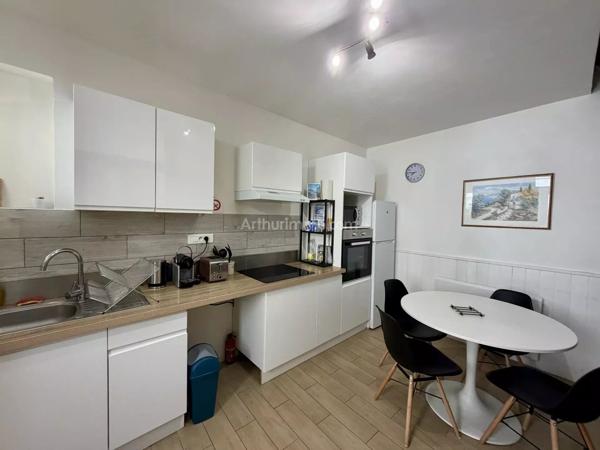 Location                                                      Maison de village
                        
                     2 pièces                      34 m2                     à Martigues