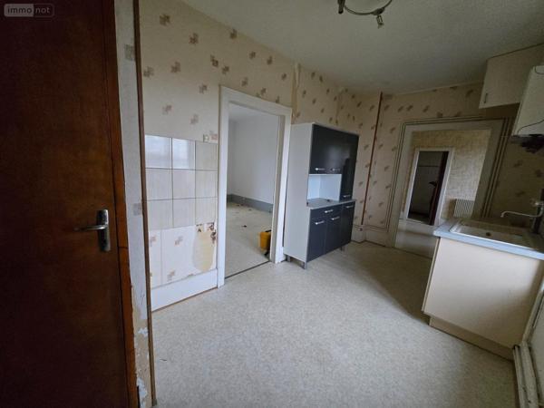 Immeuble à vendre à Xertigny dans les Vosges (88220), ref : SL/DLB8