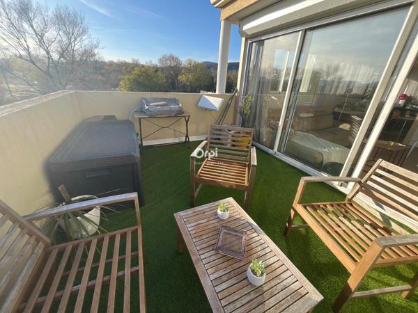 Appartement à vendre    2 pièces •  Grimaud