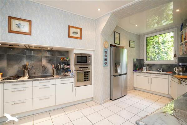 Maison à vendre |  Cormery |  12 pièces | 455 m²