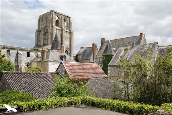 Maison à vendre |  Cormery |  12 pièces | 455 m²