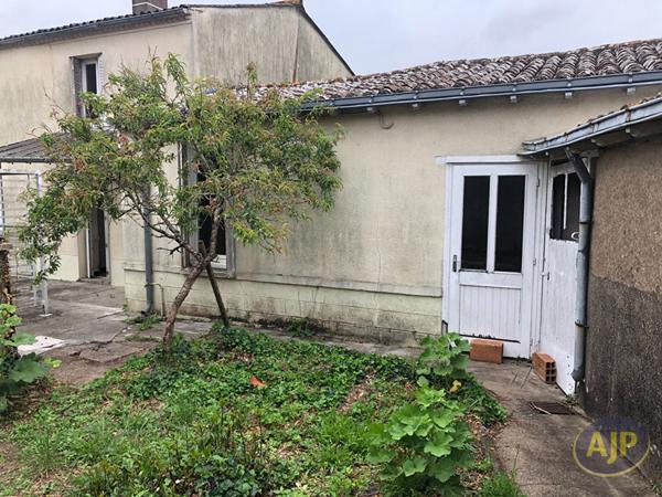 Vente maison Saint Leger Sous Cholet : 71 695 € - AJP Immobilier Cholet