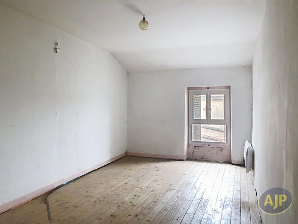 Vente maison Saint Leger Sous Cholet : 71 695 € - AJP Immobilier Cholet