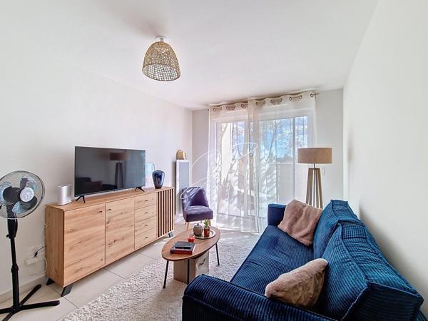 Appartement T2 43 m² terrasse parking LOUÉ