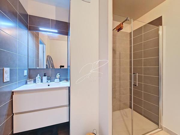 Appartement T2 43 m² terrasse parking LOUÉ