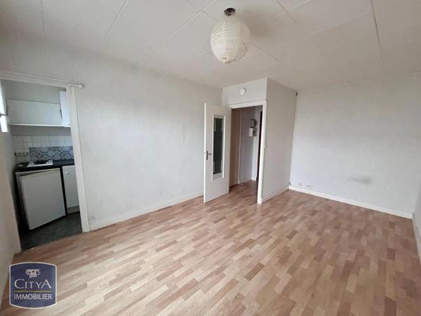 Appartement à louer 1 pièce 20.83m² Tours (37000)