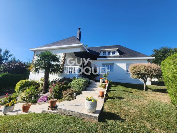 MAISON À VENDRE DE 8 PIÈCES DE 171,00 M²