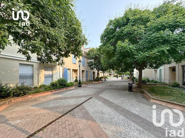 Appartement à vendre 3 pièces 58 m² Le Coudray-Montceaux