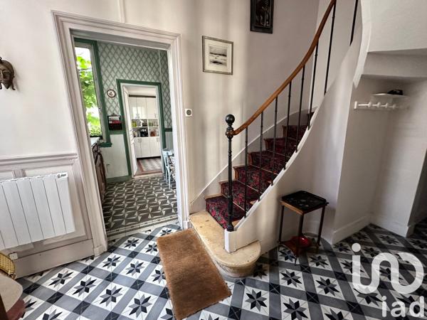 Maison de ville 9 pièces de 190 m² à Compiègne (60200)