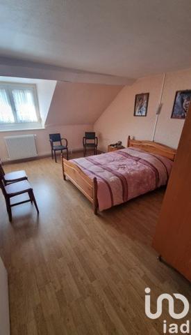 Maison de ville 6 pièces de 125 m² à Saint-Amand-les-Eaux (59230)