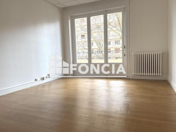 Location Local commercial 1 pièce - Grenoble 38000