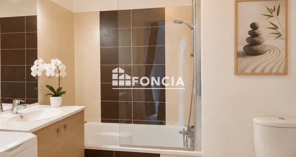 À vendre Studio 28 m² - La Londe-les-maures 83250