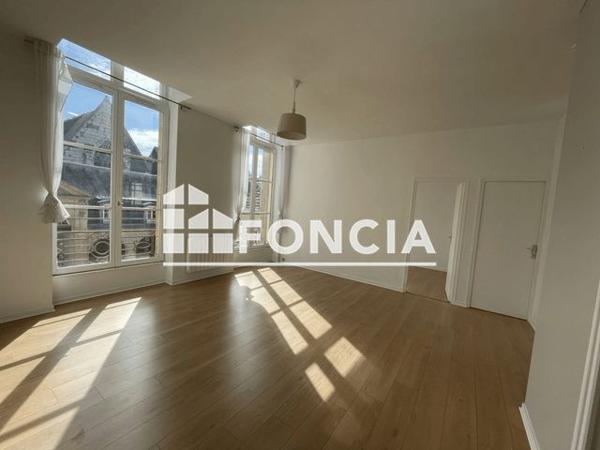 Location Appartement 4 pièces 67 m² - 21 RUE STE CROIX DES PELLETIER Rouen 76000