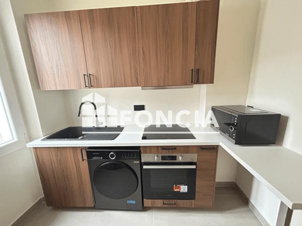 Location Studio meublé 23.25 m² - 48 RUE ROGER RENZO Marseille 13008