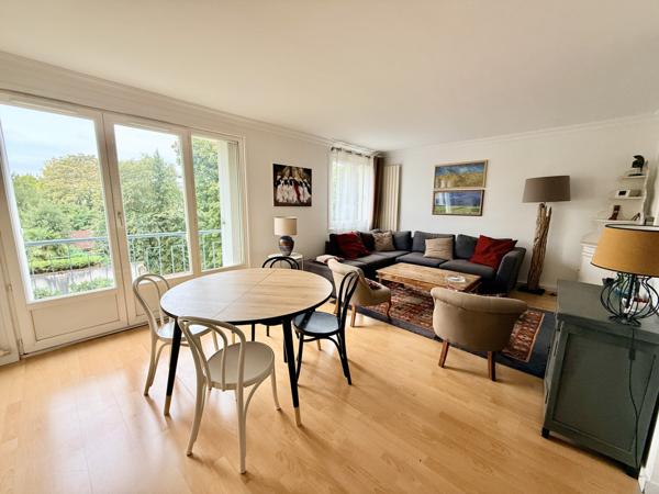 Bry-sur-Marne (94360) Appartement avec cave et place de parking privative