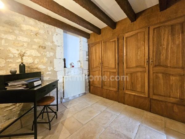Maison en pierre atypique de 122 m² 3 chambres et 1 bureau au bord de la « Touvre »– Coup de cœur assuré à MAGNAC SUR TOUVRE (16)