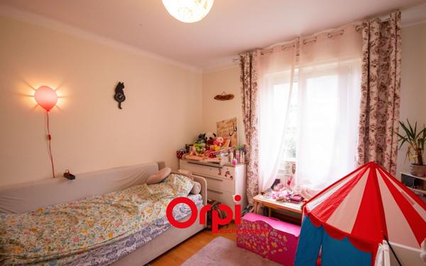 Appartement à vendre    3 pièces • 73 m2 Schiltigheim