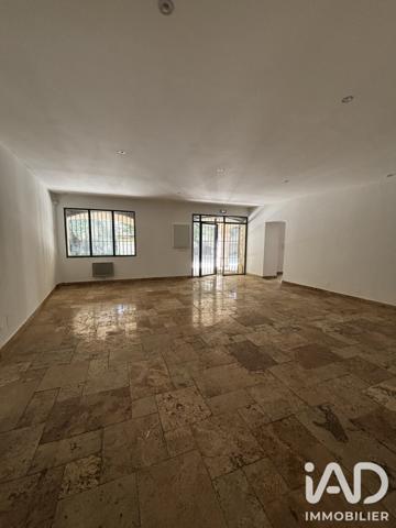 Maison à vendre 4 pièces 300 m² Pélissanne