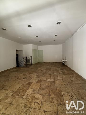 Maison à vendre 4 pièces 300 m² Pélissanne