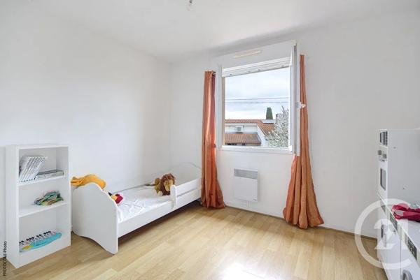 Maison à vendre  4 pièces - 87 m 2   CASTELGINEST  - 31